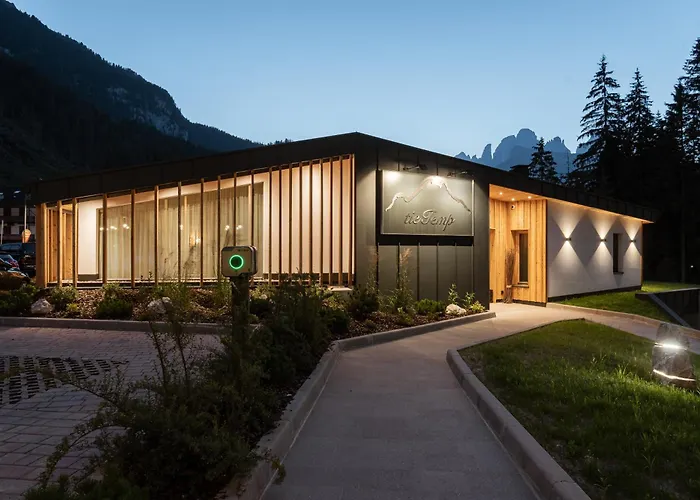 Majon MiramontiAlbergo